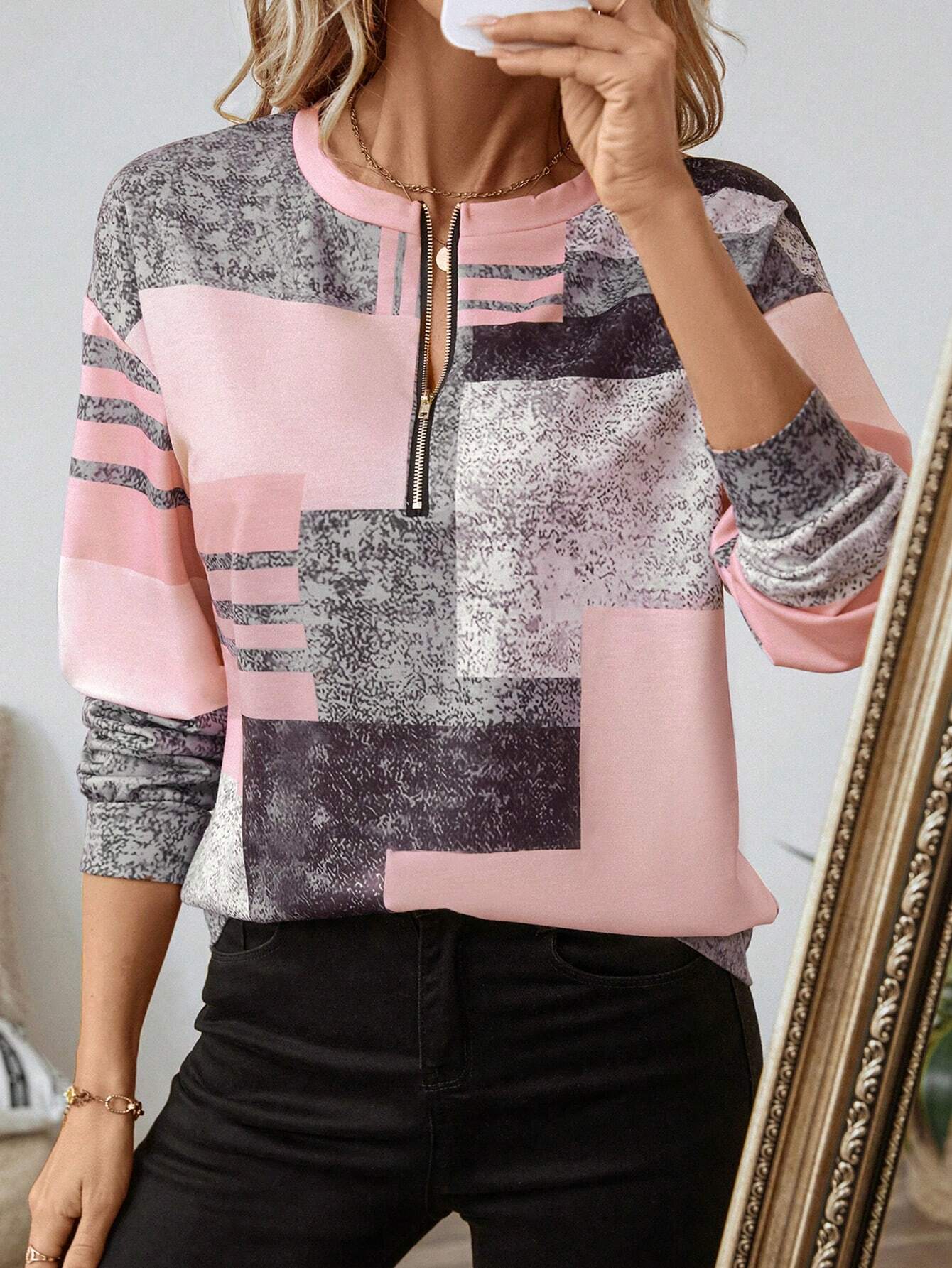 Anela - Retro Colourblock Sweatshirt
